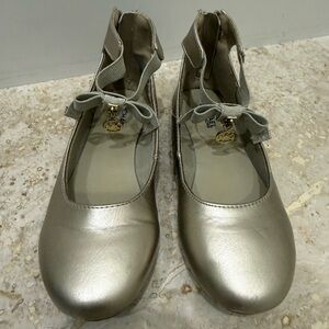 Girls Michael Kors size 1 ballet flat